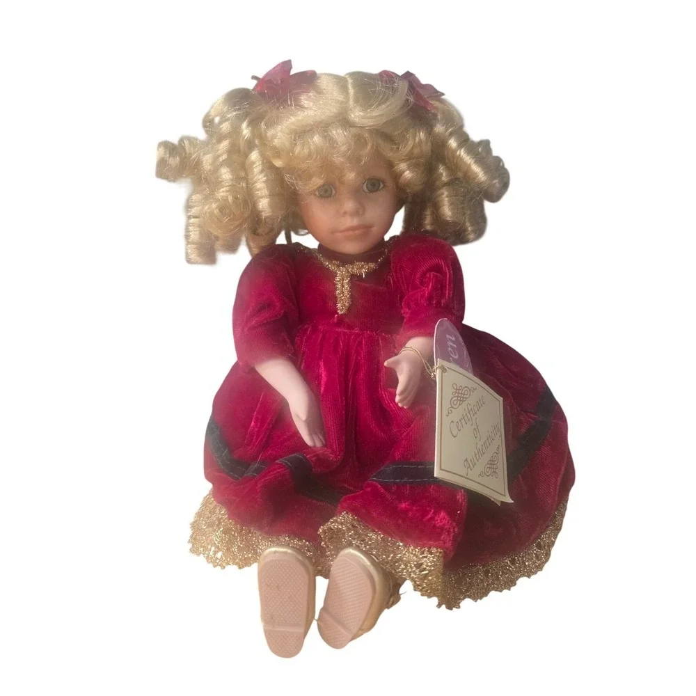 DAN DEE Collector's‎ Choice Porcelain Sitting Musical Doll Set of 3 Vintage
